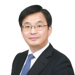 Photo portrait of Mr. Tae Won Lim